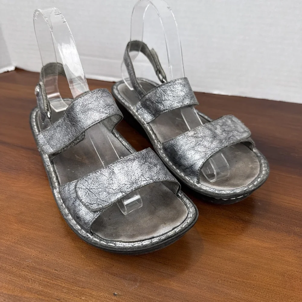 Women's Alegria Verona Pewter Crackled Leather Sandals Size 6 - Picture 2 of 11